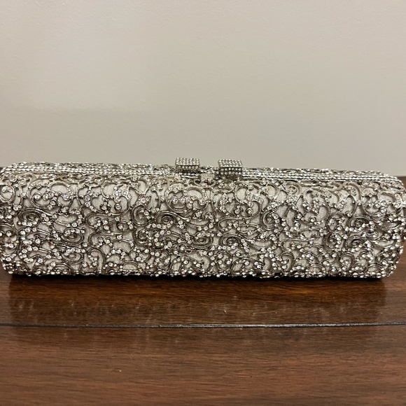 Beautiful Edidi Mini Clutch - Picture 3 of 7